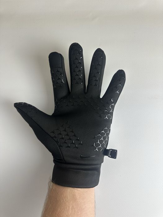 Rękawiczki Nike zimowe sportowe czarne dotykowe antypoślizgowe