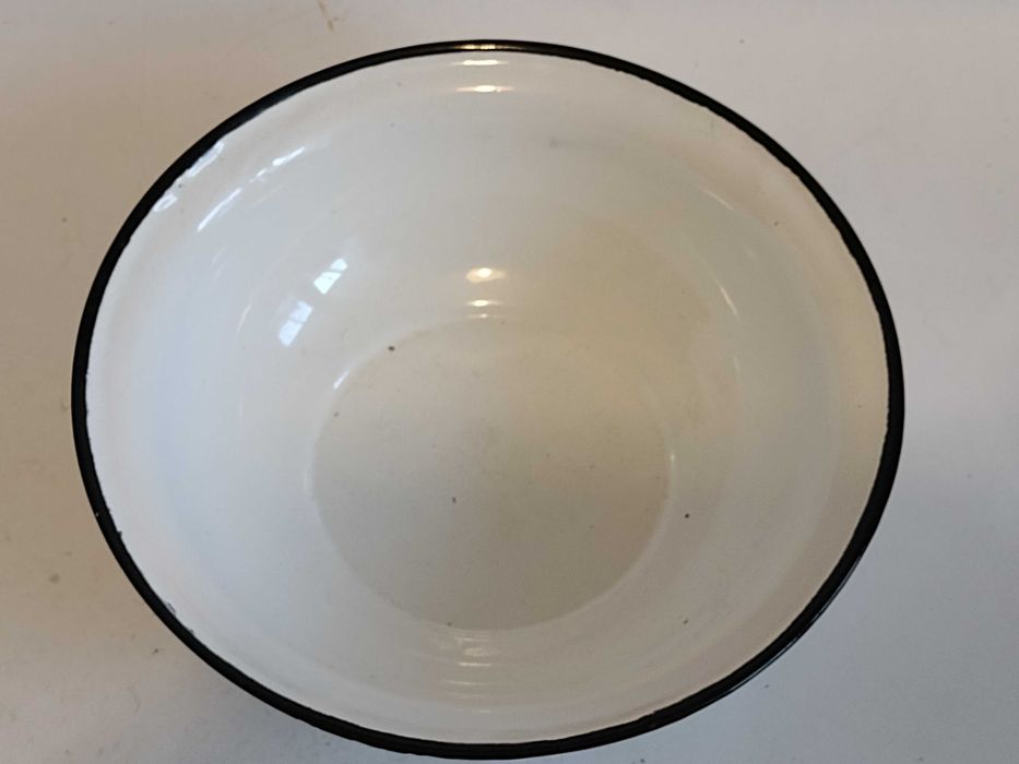 SILESIA- Miseczka  stara Emalia  Biała  20 cm