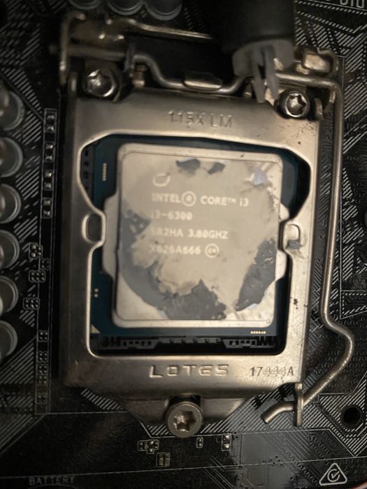 Комплект Материнская плата ASUS H110M-K + Intel Core i3-6300 + 4GB DDR4
