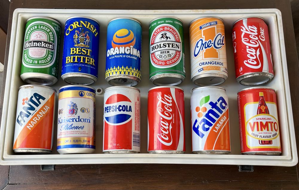 Vendo latas de refrigerantes
