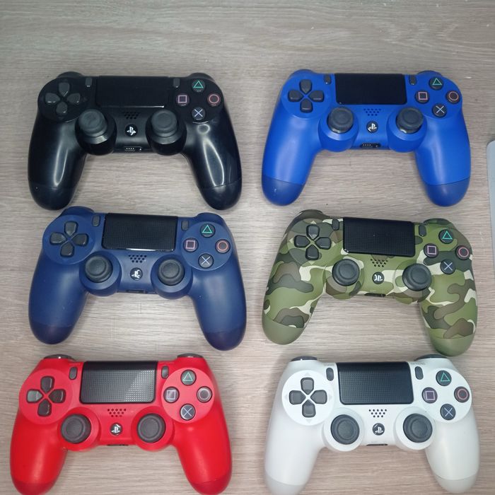 Оригінальні гемпади Playstation, Xbox . Dualshock, Dualsense , Elite