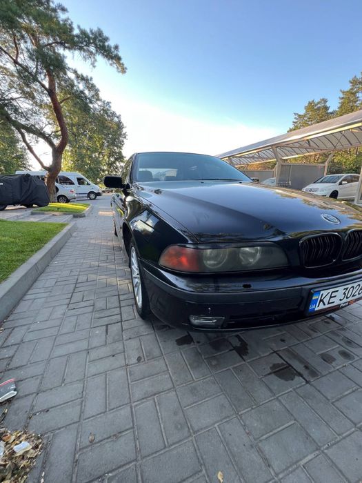 Продам бмв е39 2.0