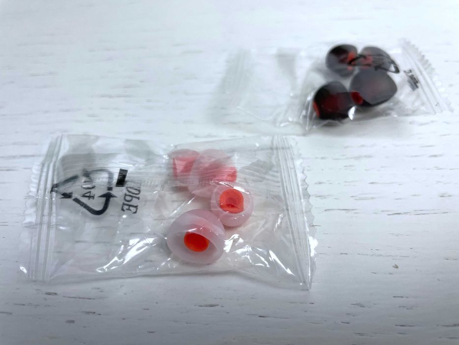 NOWE oryginalne gumki 4 pary do JBL T110, T110BT