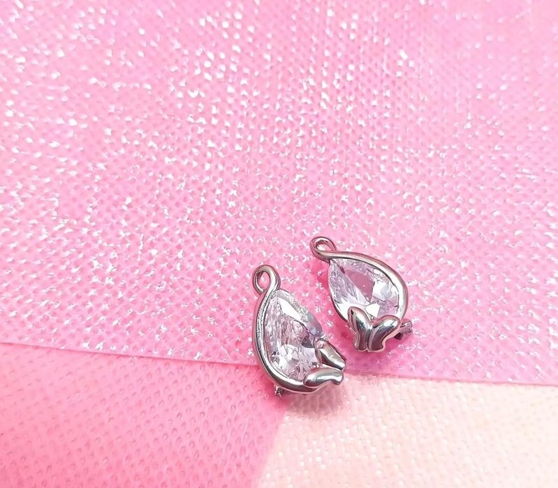 Сережки "камінчик з метеликом"