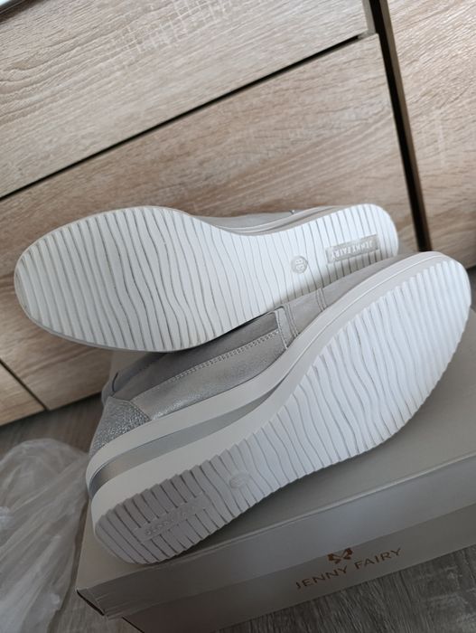 Buty damskie nowe  sneakersy CCC Jenny Fairy 38