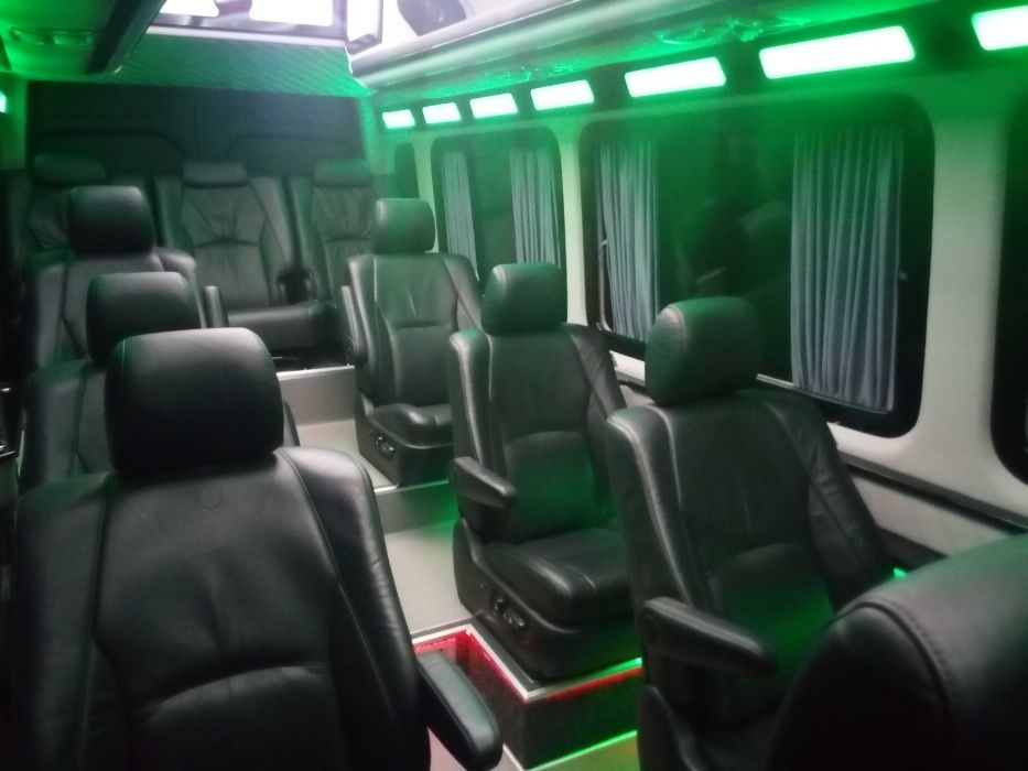 Пасажирські перевезення по Україні VIP автобусами Mercedes Sprinter