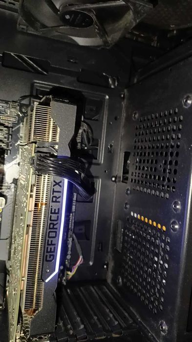 Sprzedam komputer  rtx 2060 i5 9400f 16gb ram