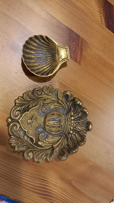 Cinzeiro em latão  maciço