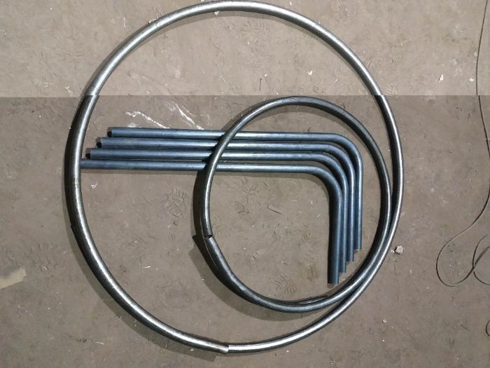 Гибка профильных, круглых труб, арматуры, каркасов мебели.