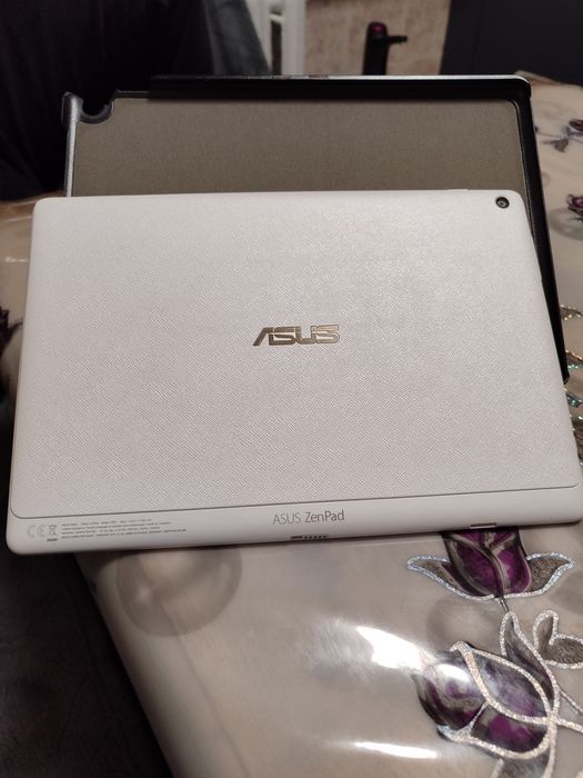 Продам планшет ASUS