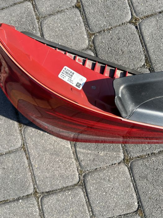 Sprzedam lampe  led tył lewa Mercedes CLA w 117