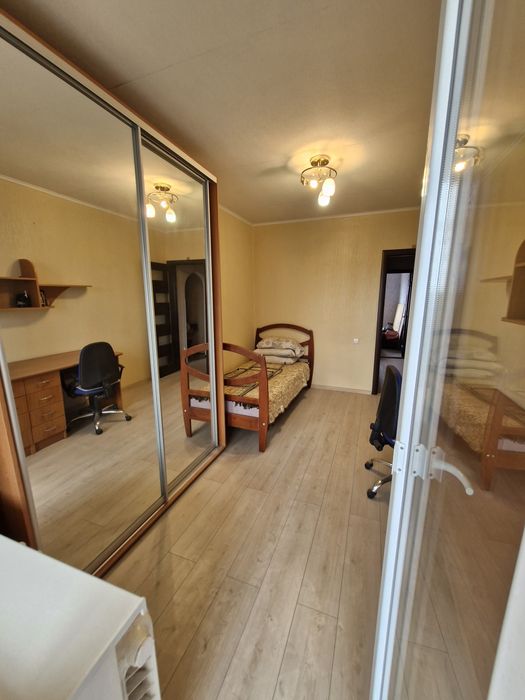 Сдаётся 2к квартира м-н Артема.