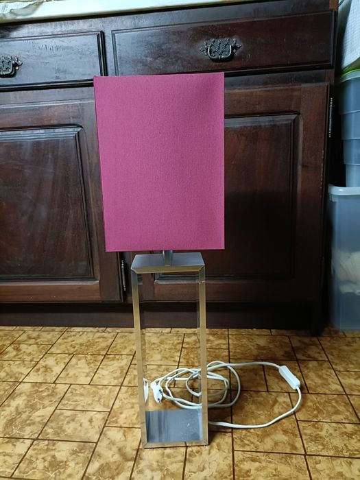 Candeeiro bordô usado