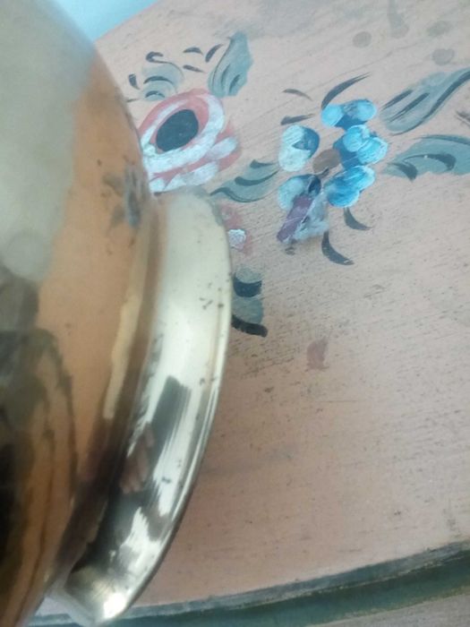 Jarra  em  latão