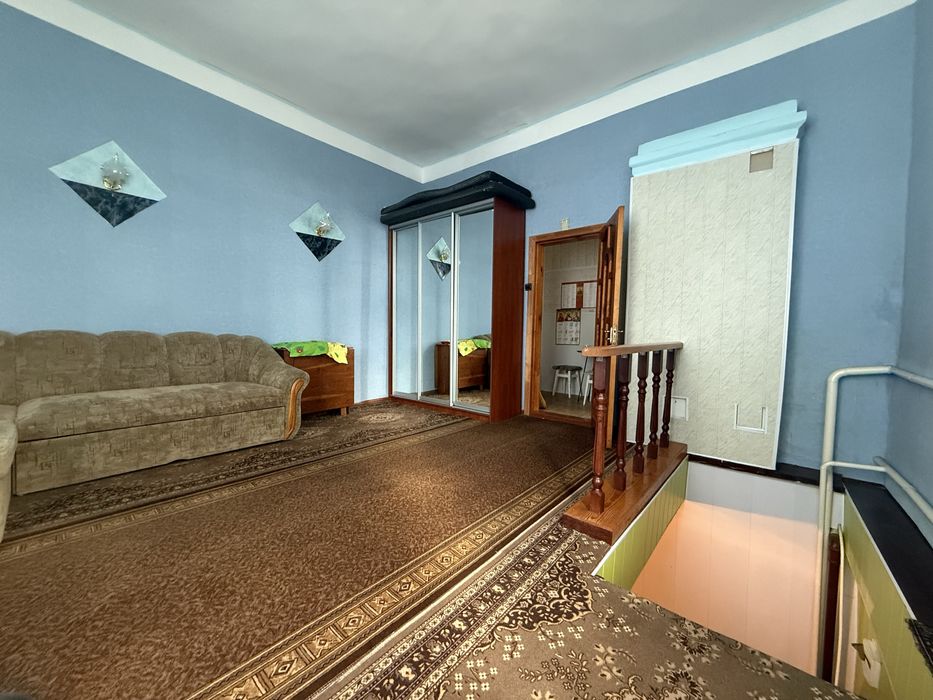 Продається будинок квартирного типу в місті Глухів +торг