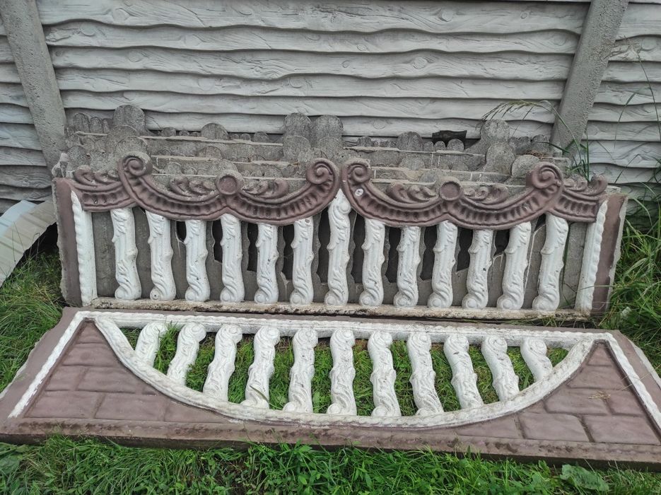 Паркан на 8 секцій