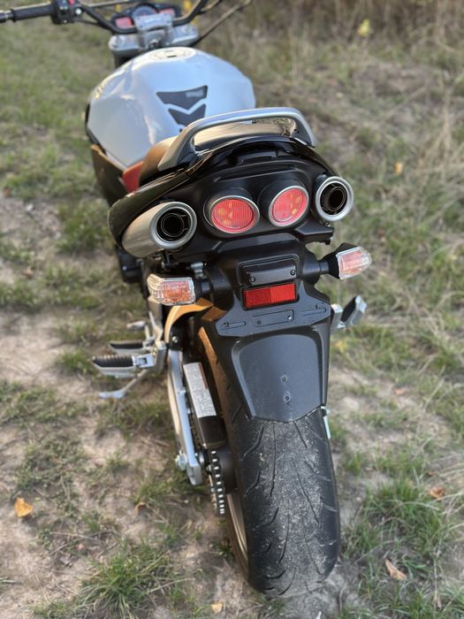 Продам SUZUKI GSR 600