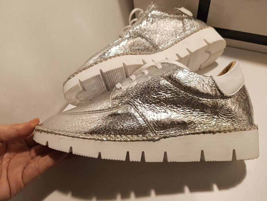 Nowe buty Bronx 39 skórzane srebrne skórzane skóra