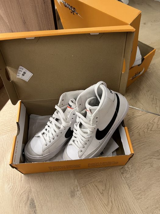 Білі кеди Nike blazer
