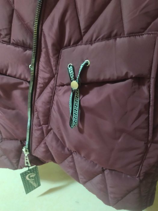 Женская курточка новая, 52размер,зима