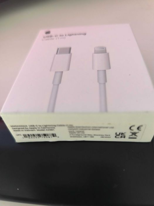 USB-C to Lightning
