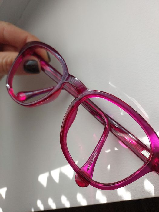 Oprawki fuksjowe converse nowe