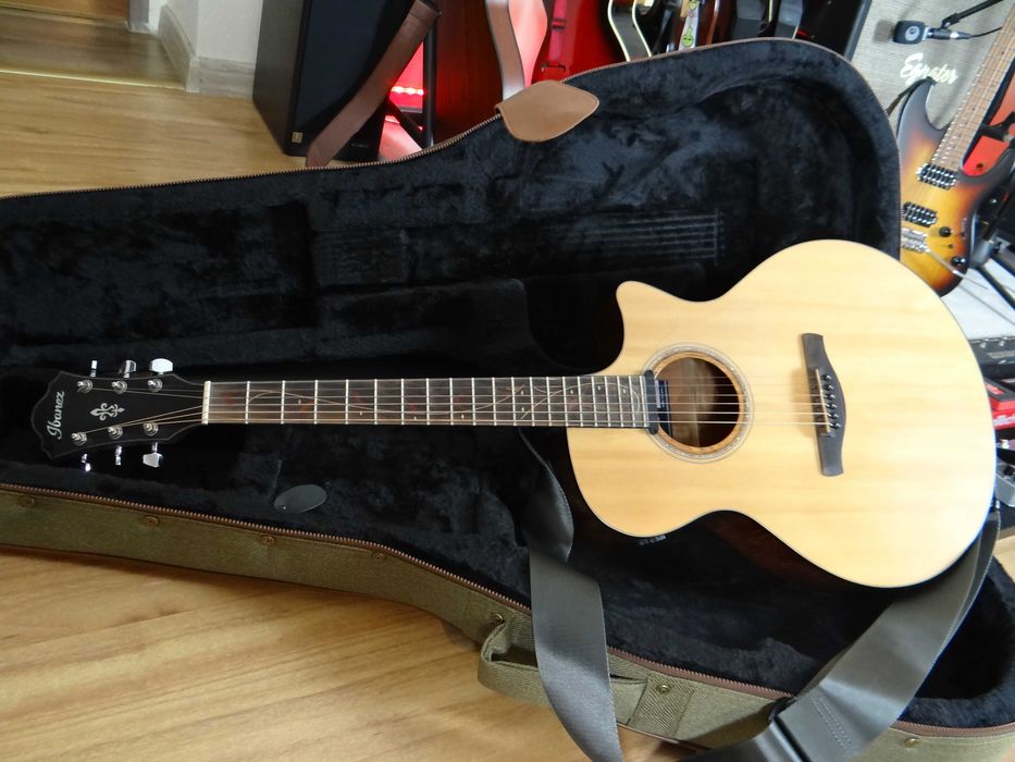 Gitara elektroakustyczna Ibanez AE325 + case, pasek