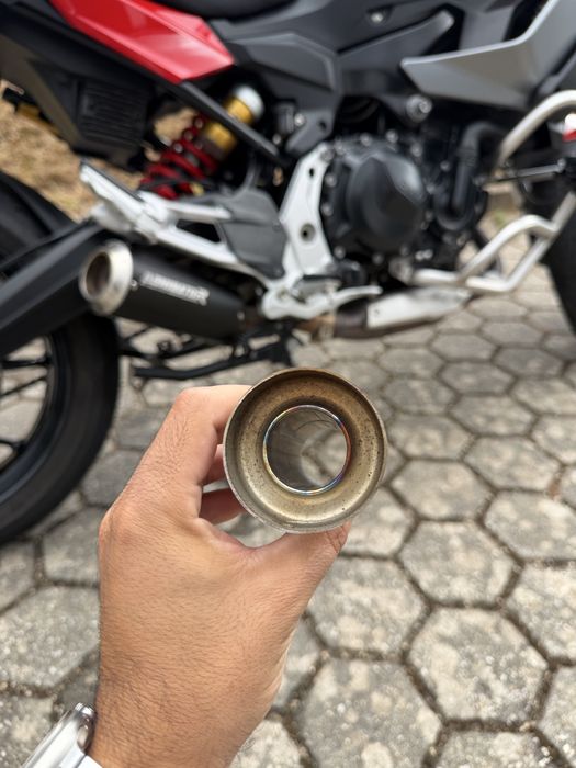 Escape Dominator R GP Black BMW F 900  XR/R