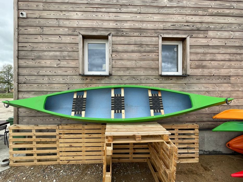 Canoe, kanu Tahe Dakota, używane, 5m