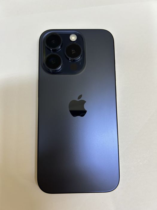 Продам iPhone 15pro(256mg)