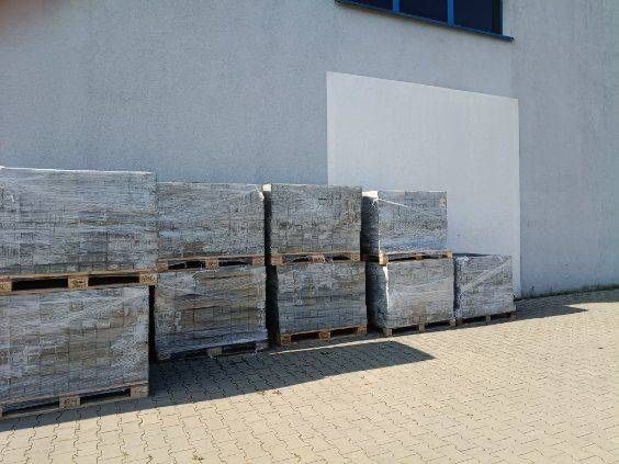 Kostka brukowa z rozbiorki mało uzywana  1500m2