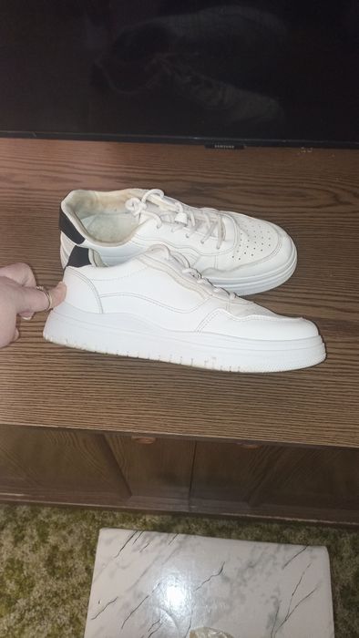 Кроссовки,кеды 38 размер+обувь в подарок