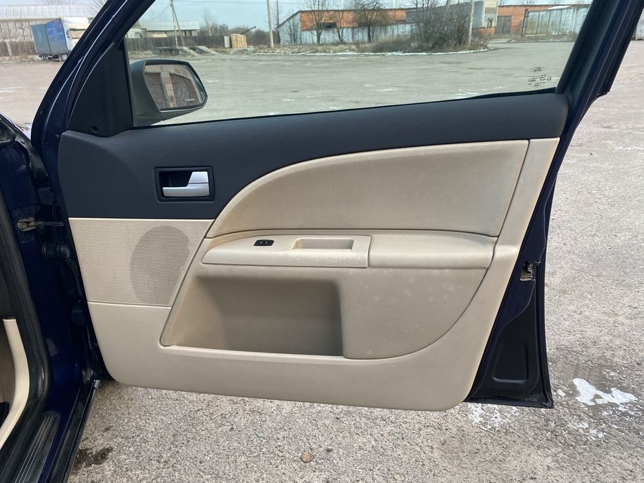 Ford Mondeo 2.0 дизель 2001 рік  Механіка Нерозмитнений