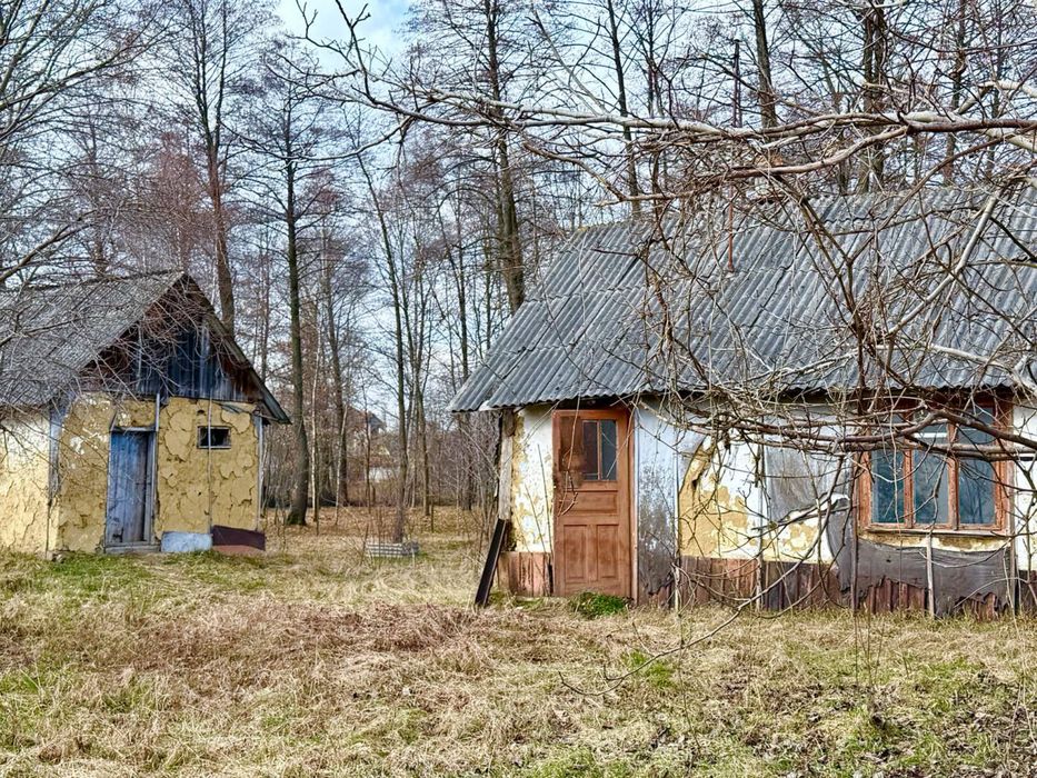 Затишна земельна ділянка під будинок в 17хв. від міста.