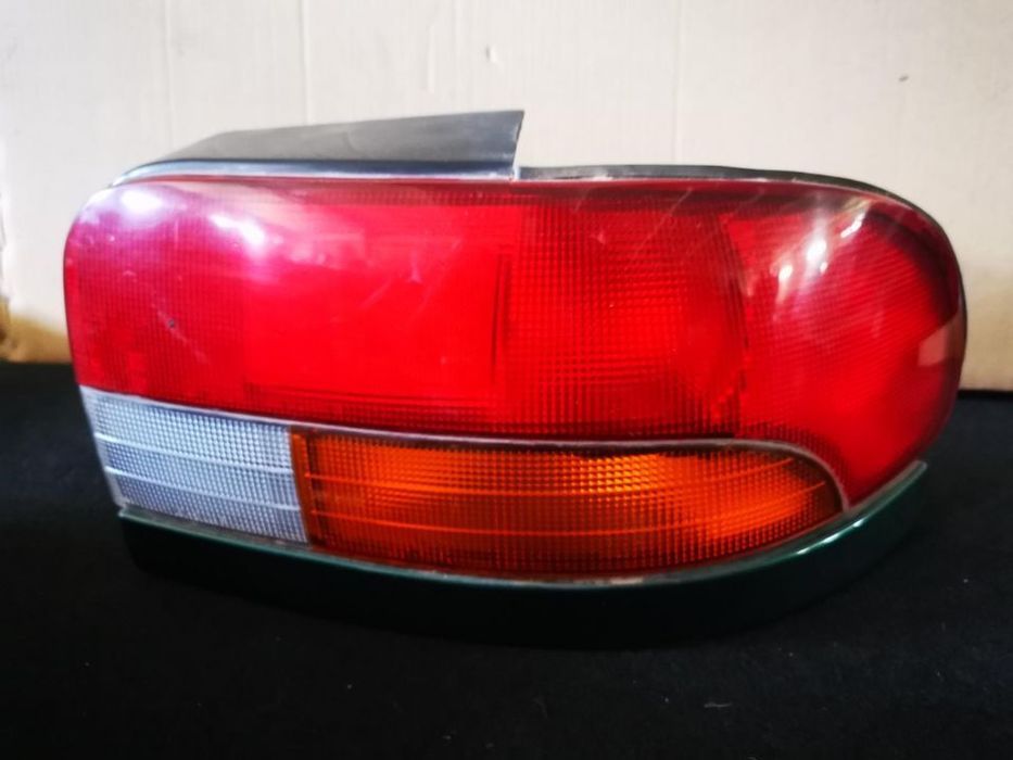 SUBARU IMPREZA 1999 CARRINHA FAROLIM TRÁS DTO ESQ FT088 FT089