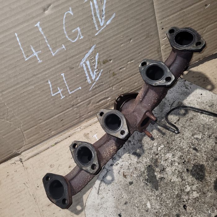 Kolektor wydechowy vw T5 transporter 2.5TDI diesel 2006r BNZ