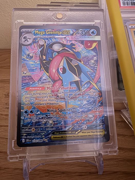 Pokémon. Greninja. Excelente