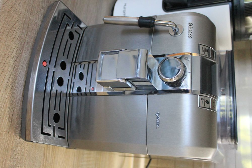 Кавомашина Saeco Syntia. Кофемашина Саеко. Кавомашина Саєко