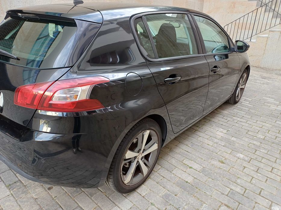 Peugeot 308 1.6 HDI foto 4