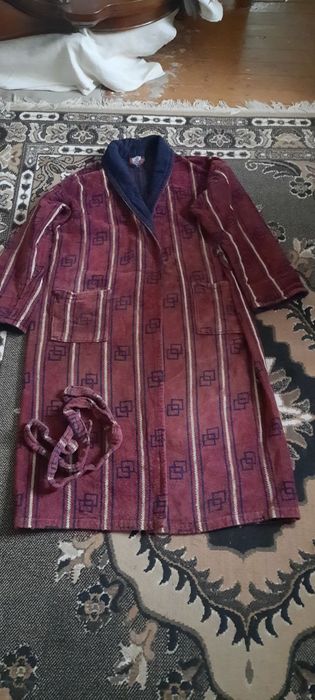 Халат махровый мужской.