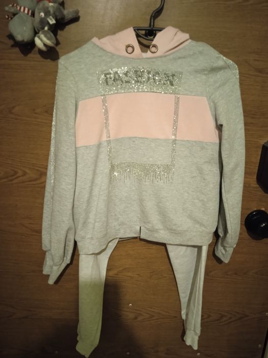 Костюм спортивный