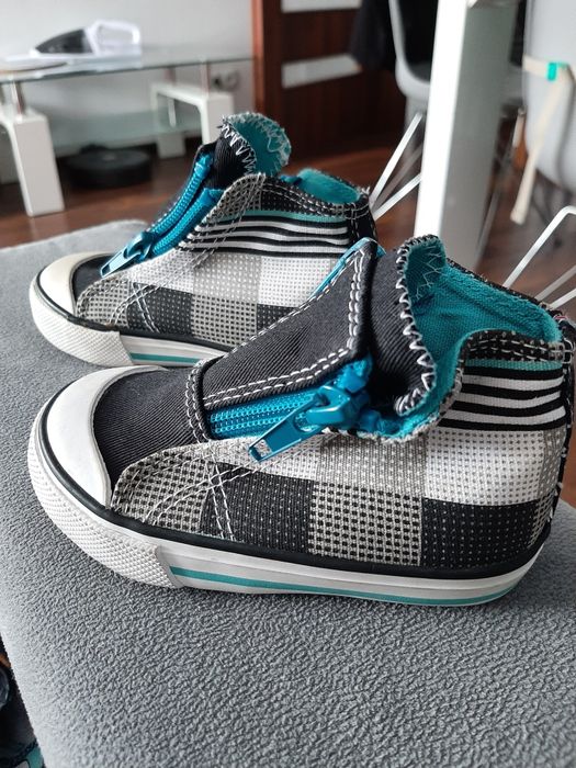 Dinsko buty 20 chłopięce