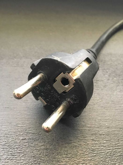 Carregador de Portátil Liteon (cabo + adaptador AC)