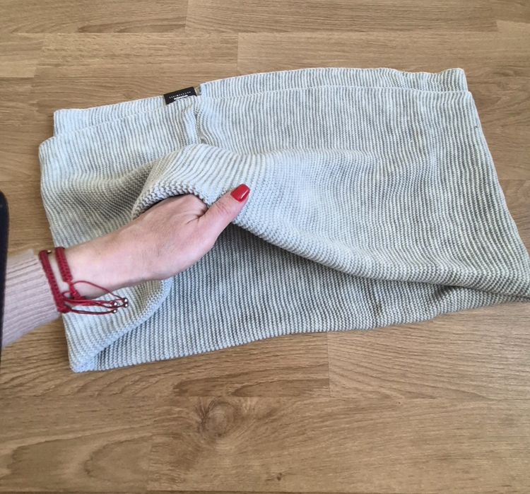 ШАРФ -Хомут на шию в два оберти.М'якенький щільна в'язка