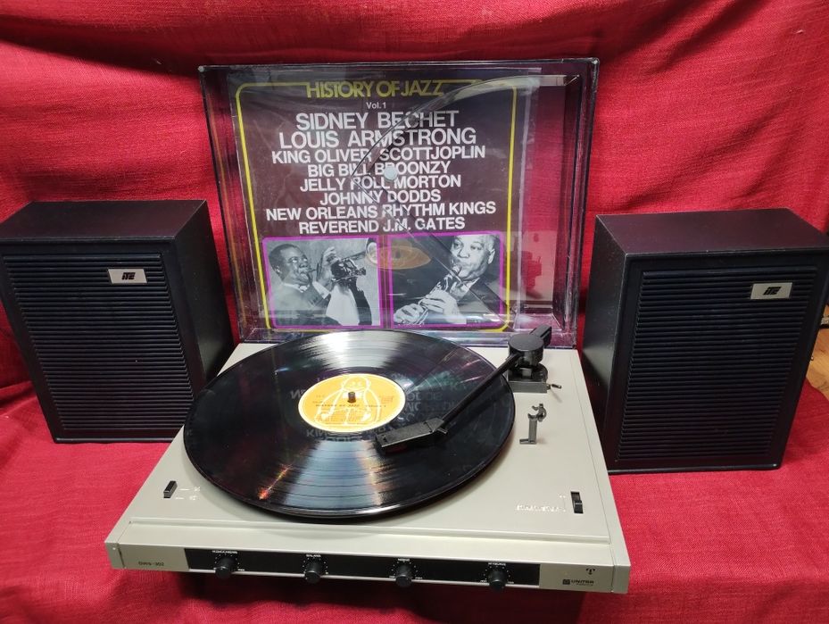 Polski gramofon automatyczny