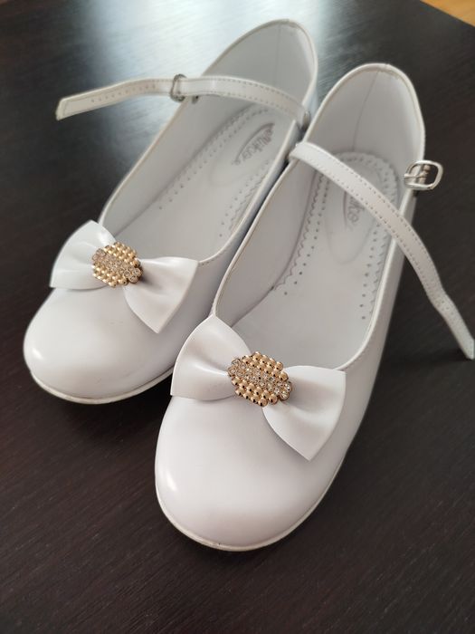Buty komunijne 38