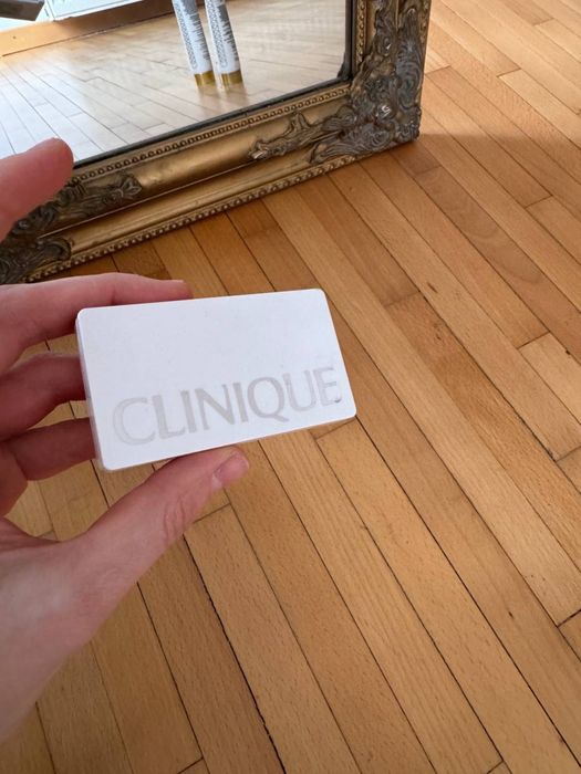 Тіні як нові Оригінал Clinique один затест