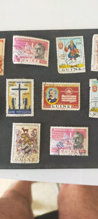 Vendo Selos antigos da  Guiné