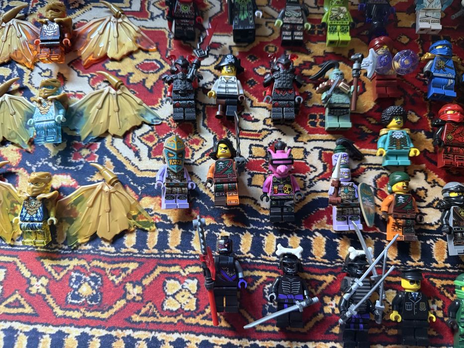Mini figurki LEGO Ninjago (Sprzedaje tylko całość)