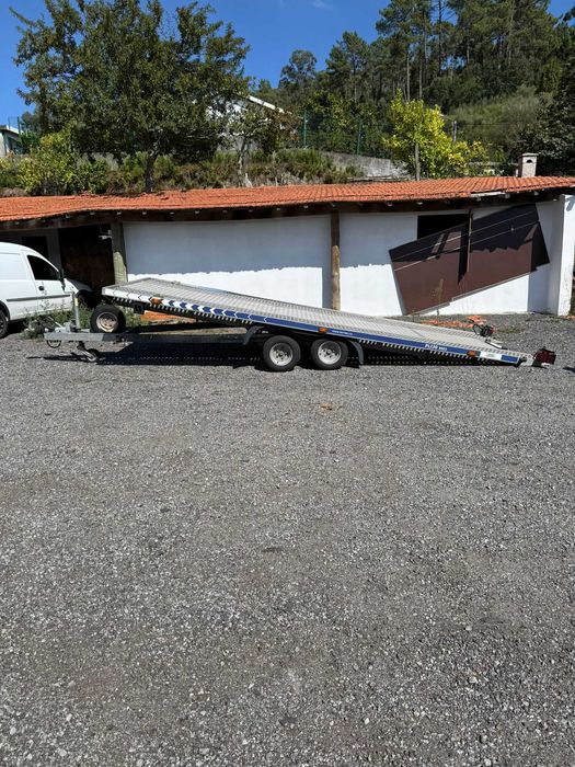 Atrelado Lorries 5metros de carga